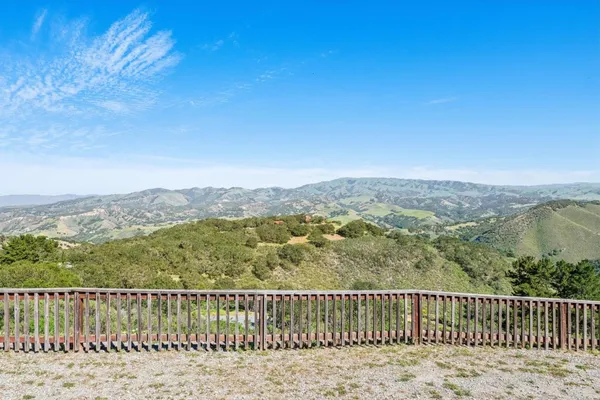 $2,540,000 | 26245 Rinconada Drive, Carmel Valley, CA 93924