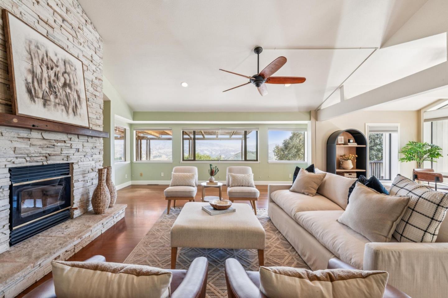 26245 Rinconada Drive Carmel Valley, CA 93924 - Photo 8 of 51