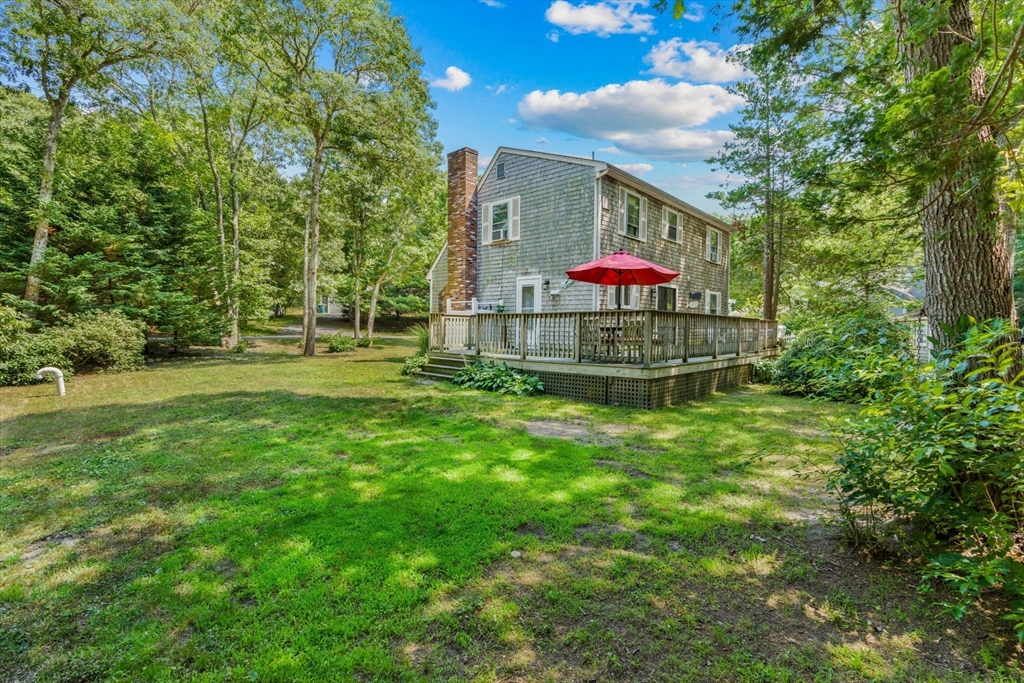 125 St Marks Road Falmouth, MA 02536 - Photo 4 of 31