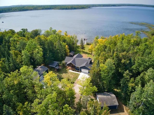 $1,150,000 | 35221 County Road 238, Deer River, MN 56636