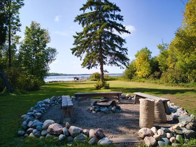 $1,150,000 | 35221 County Road 238, Deer River, MN 56636