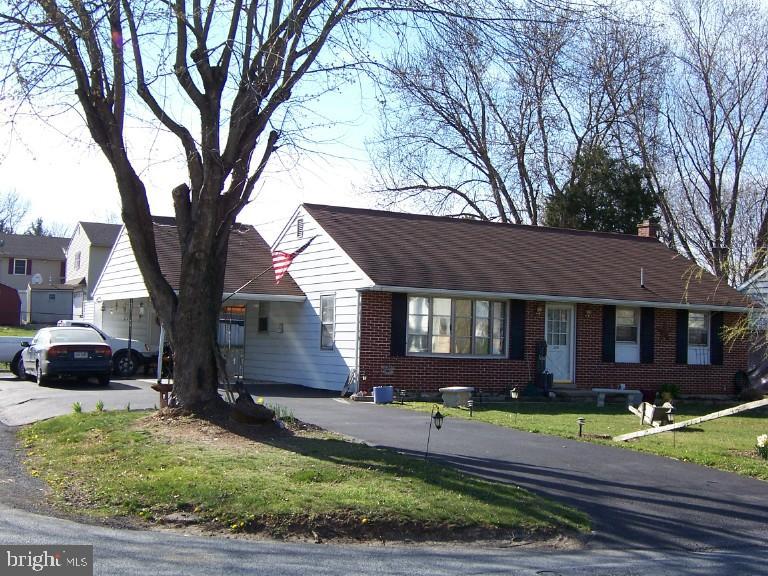 228 South Colebrook Road Manheim, PA 17545 - Photo 1 of 1