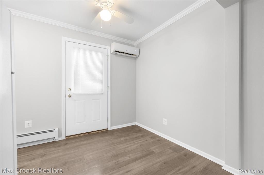 233 1st Street, Unit 4 Rochester, MI 48307 - Photo 5 of 8