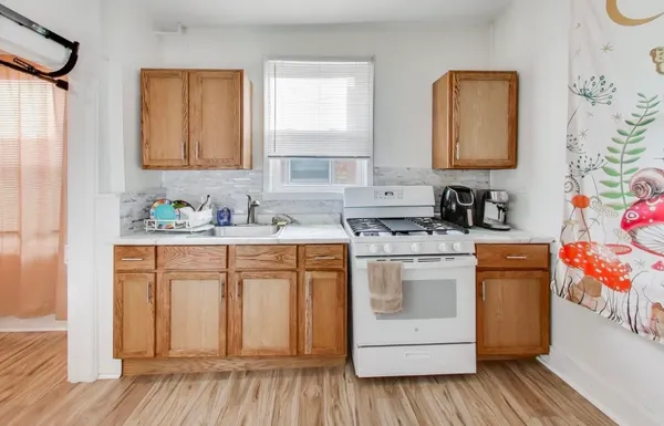 $1,800 | 3248 South Paulina Street, Unit 1, Chicago, IL 60608