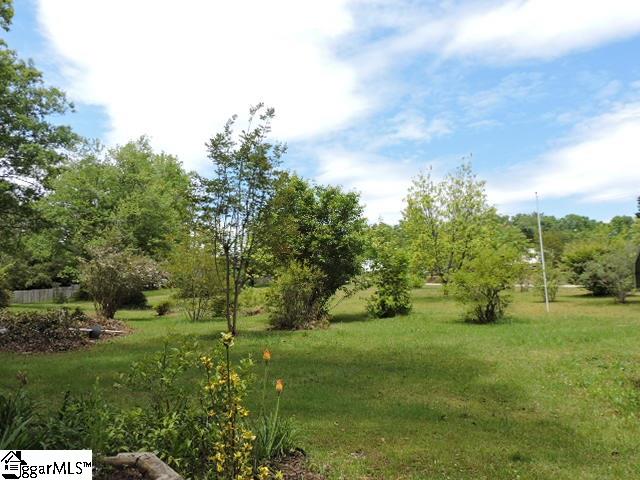 205 Pink Dill Mill Road Greer, SC 29651 - Photo 6 of 15 Gallery Image 6