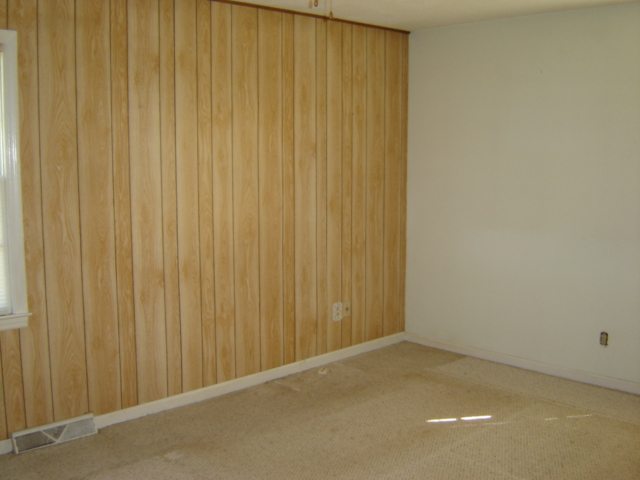 307 Woodfield Road Belton, SC 29627 - Photo 5 of 6 Gallery Image 5
