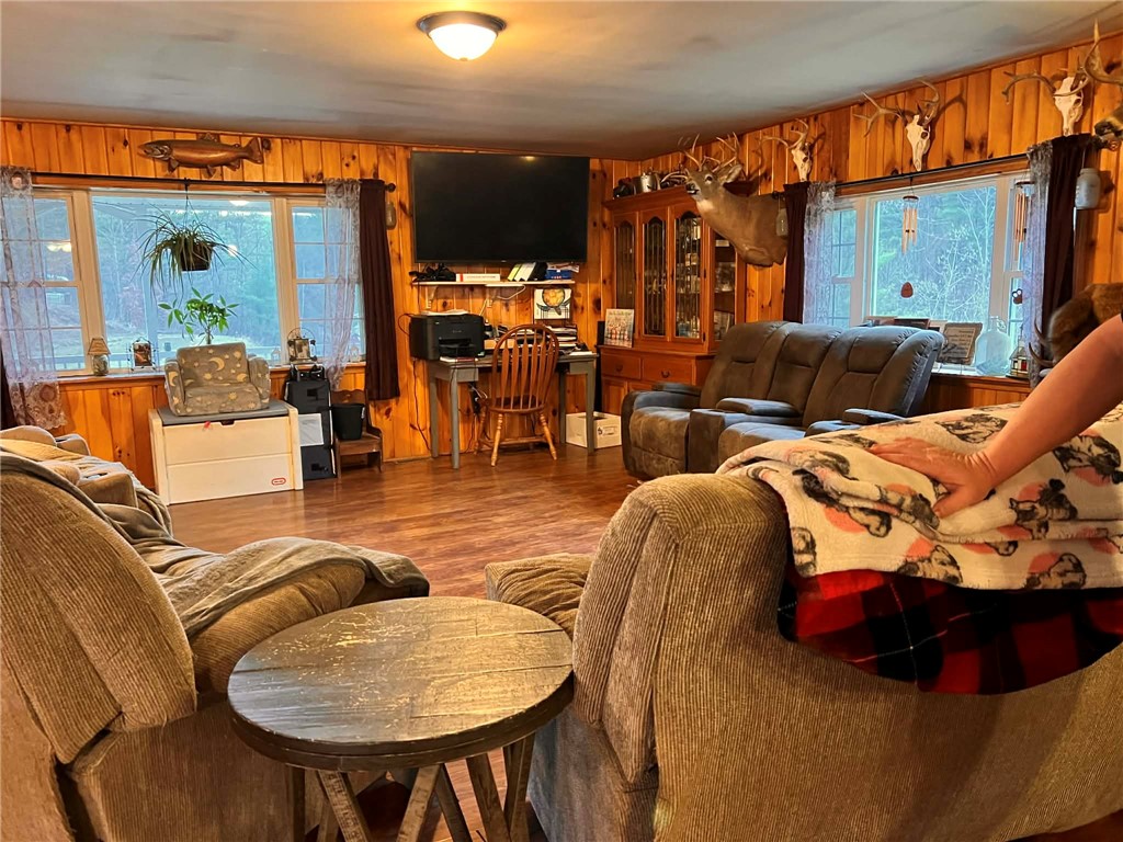 4432 County Route 1 Campbell, NY 14821 - Photo 24 of 31 Livingroom