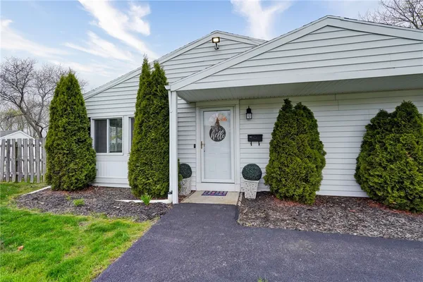 $134,900 | 101 Norwich Drive, Ogden, NY 14624