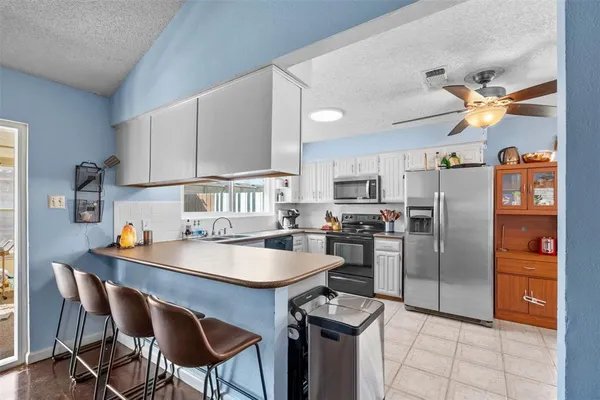 $2,200 | 7329 Southridge Trail, Fort Worth, TX 76133