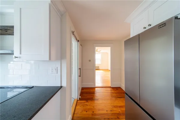 $1,900 | 21 Division Street, Unit 5, East Greenwich, RI 02818