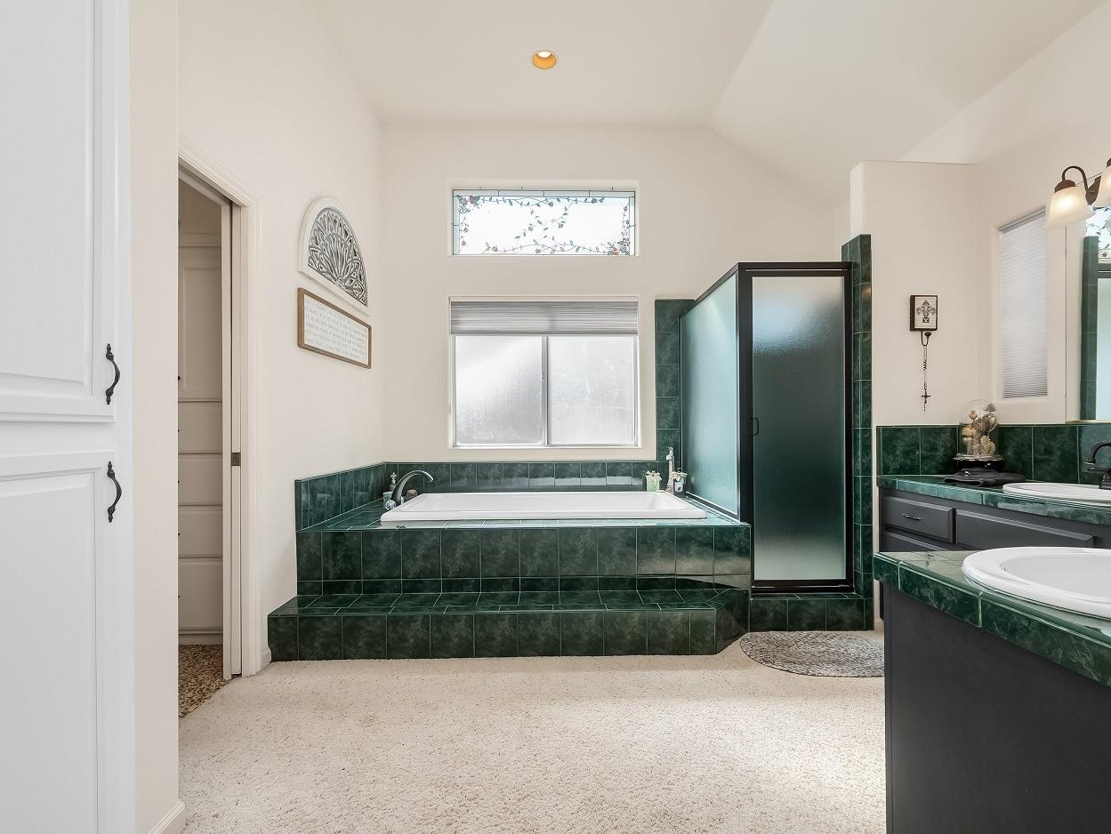 602 Fallbrook Avenue Clovis, CA 93611 - Photo 26 of 51 a view of kitchen with stainless steel appliances granite countertop a refrigerator and a sink