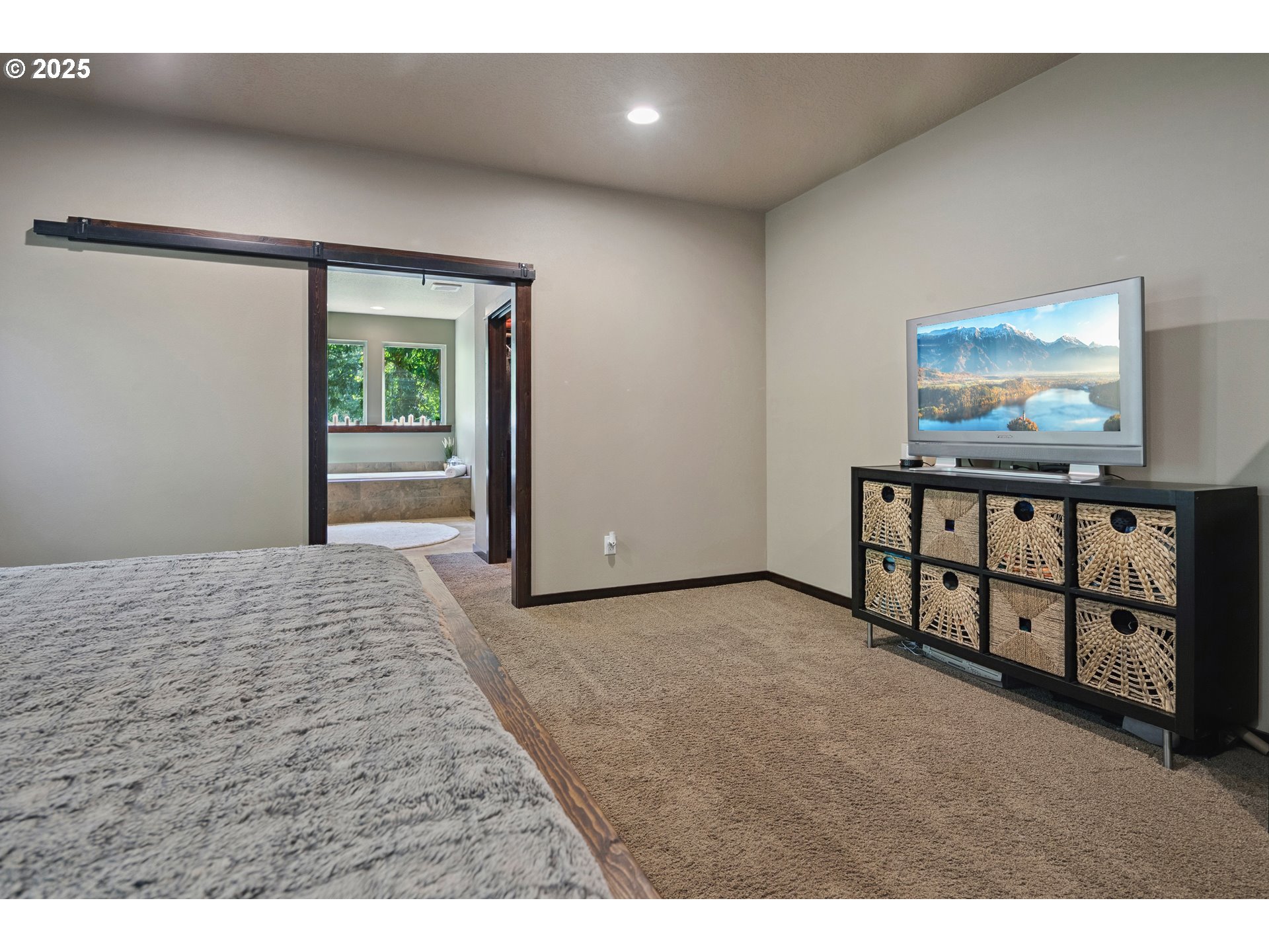57214 East Marmot Road Sandy, OR 97055 - Photo 13 of 48 a view of livingroom with furniture