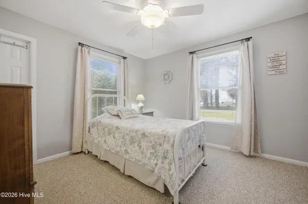 $584,900 | 147 North Point Boulevard, Moyock, NC 27958