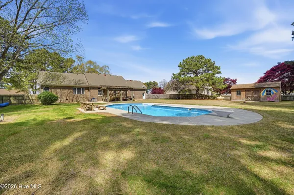 $584,900 | 147 North Point Boulevard, Moyock, NC 27958
