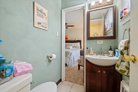 $749,000 | 152 Haypath Road, Old Bethpage, NY 11804