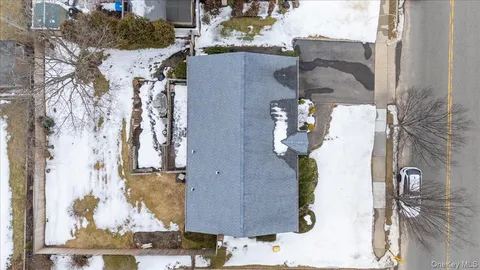 $749,000 | 152 Haypath Road, Old Bethpage, NY 11804