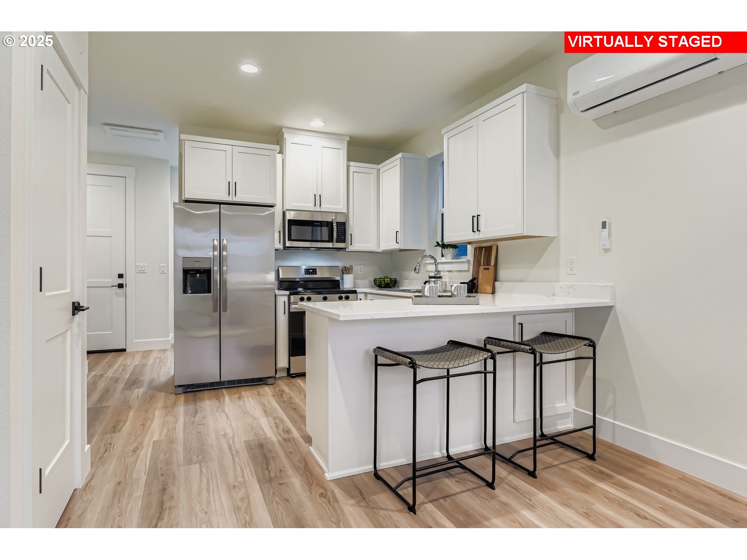 7762 Southwest Bonita Road Tigard, OR 97224 - Photo 5 of 15