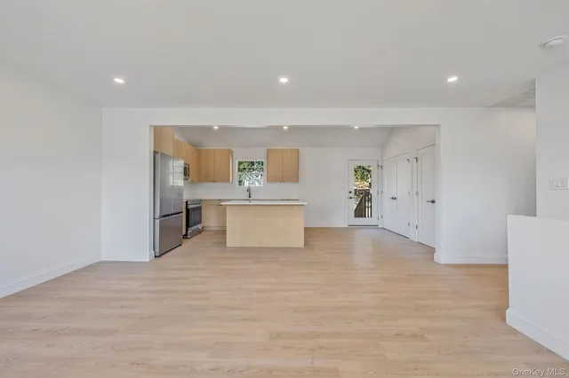 $629,000 | 31 Harrison Drive, Shirley, NY 11967