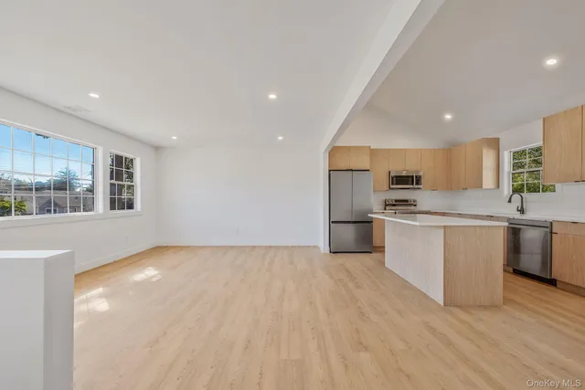 $629,000 | 31 Harrison Drive, Shirley, NY 11967