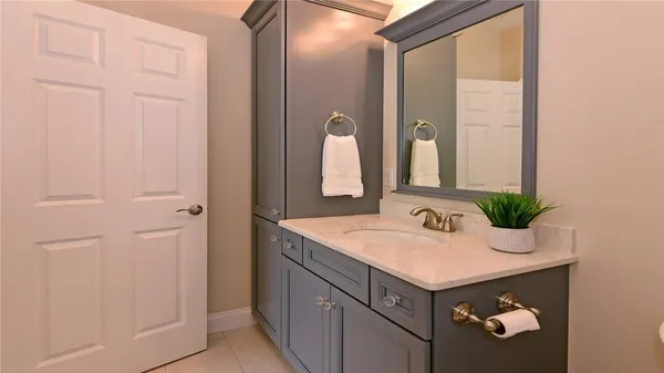 $1,110,166 | 639 South Shore Village Boulevard, Unit E30B, South Kingstown, RI 02879