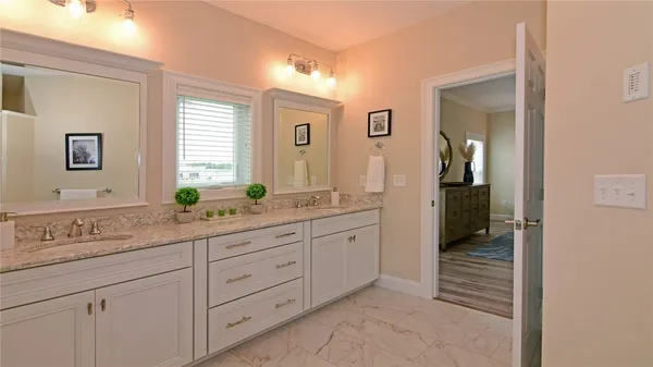 $1,110,166 | 639 South Shore Village Boulevard, Unit E30B, South Kingstown, RI 02879