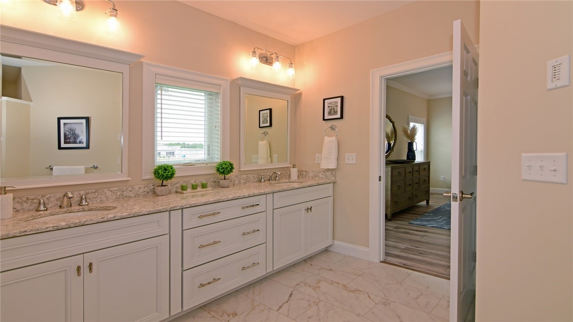 639 South Shore Village Boulevard, Unit E30B South Kingstown, RI 02879 - Photo 44 of 48