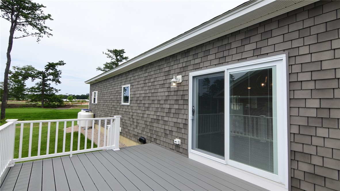 639 South Shore Village Boulevard, Unit E30B South Kingstown, RI 02879 - Photo 9 of 48