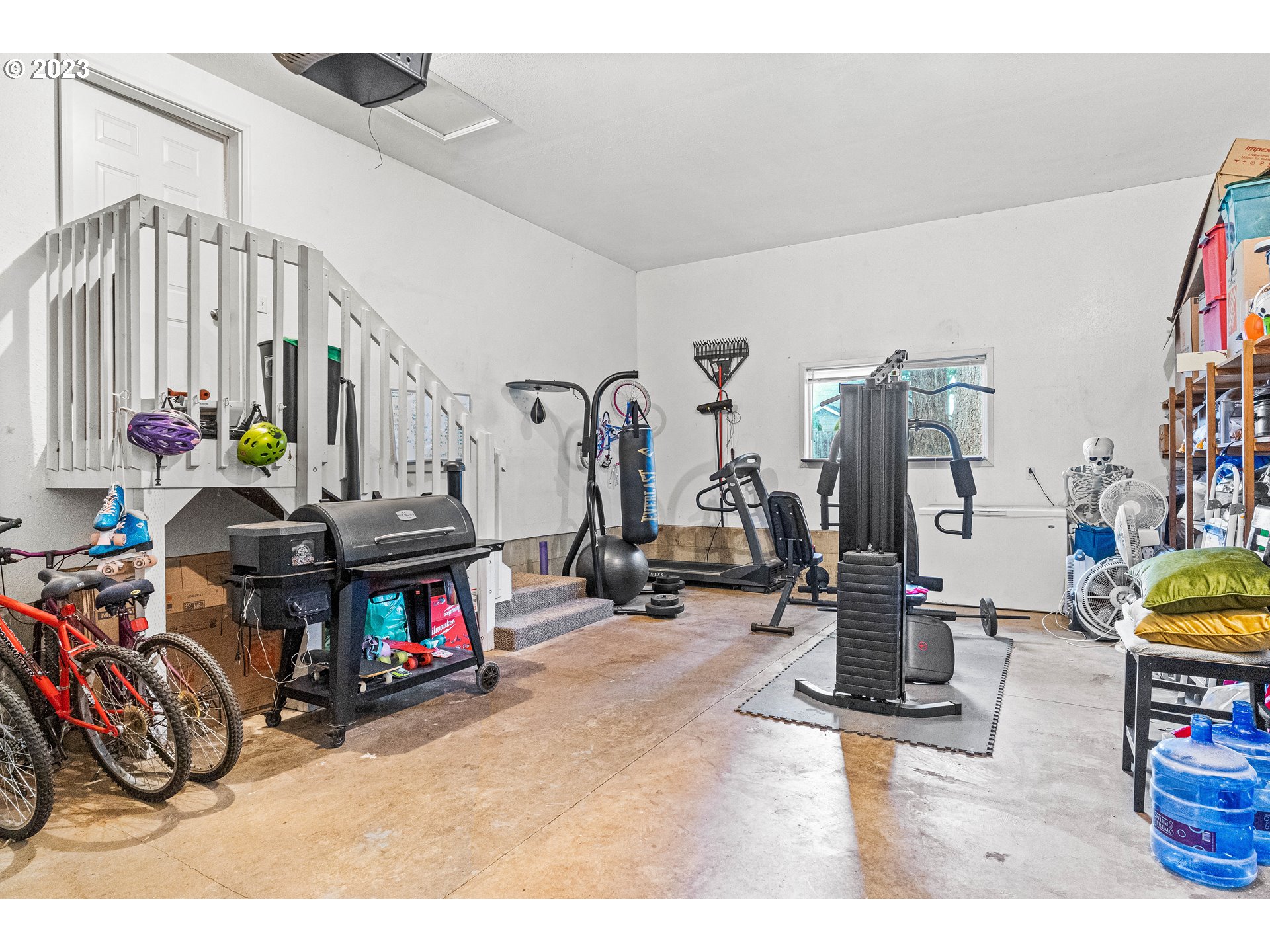 1484 Wiltsey Road Southeast Salem, OR 97306 - Photo 14 of 31 a view of a room with gym equipment