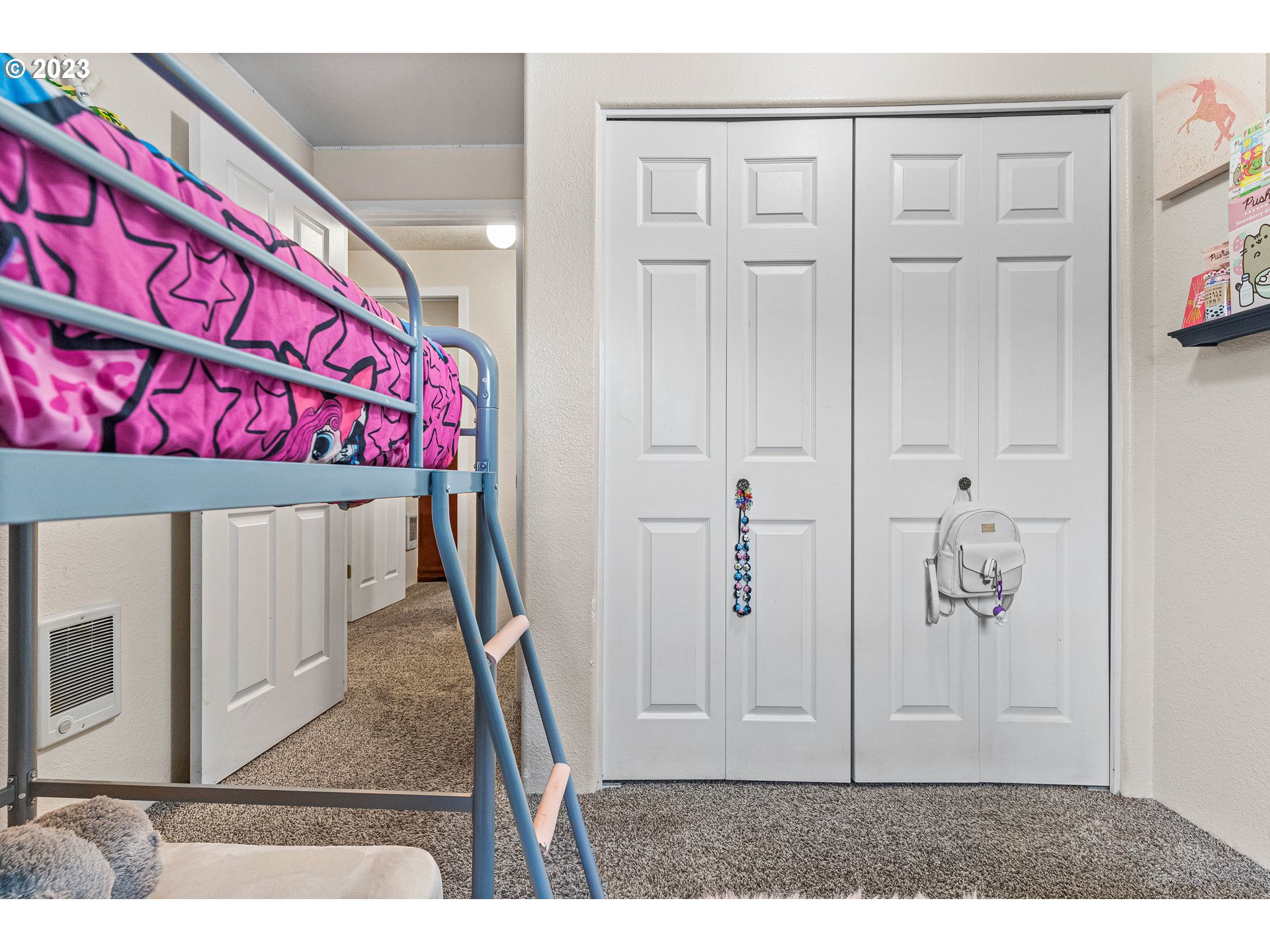 1484 Wiltsey Road Southeast Salem, OR 97306 - Photo 9 of 31 a view of entryway
