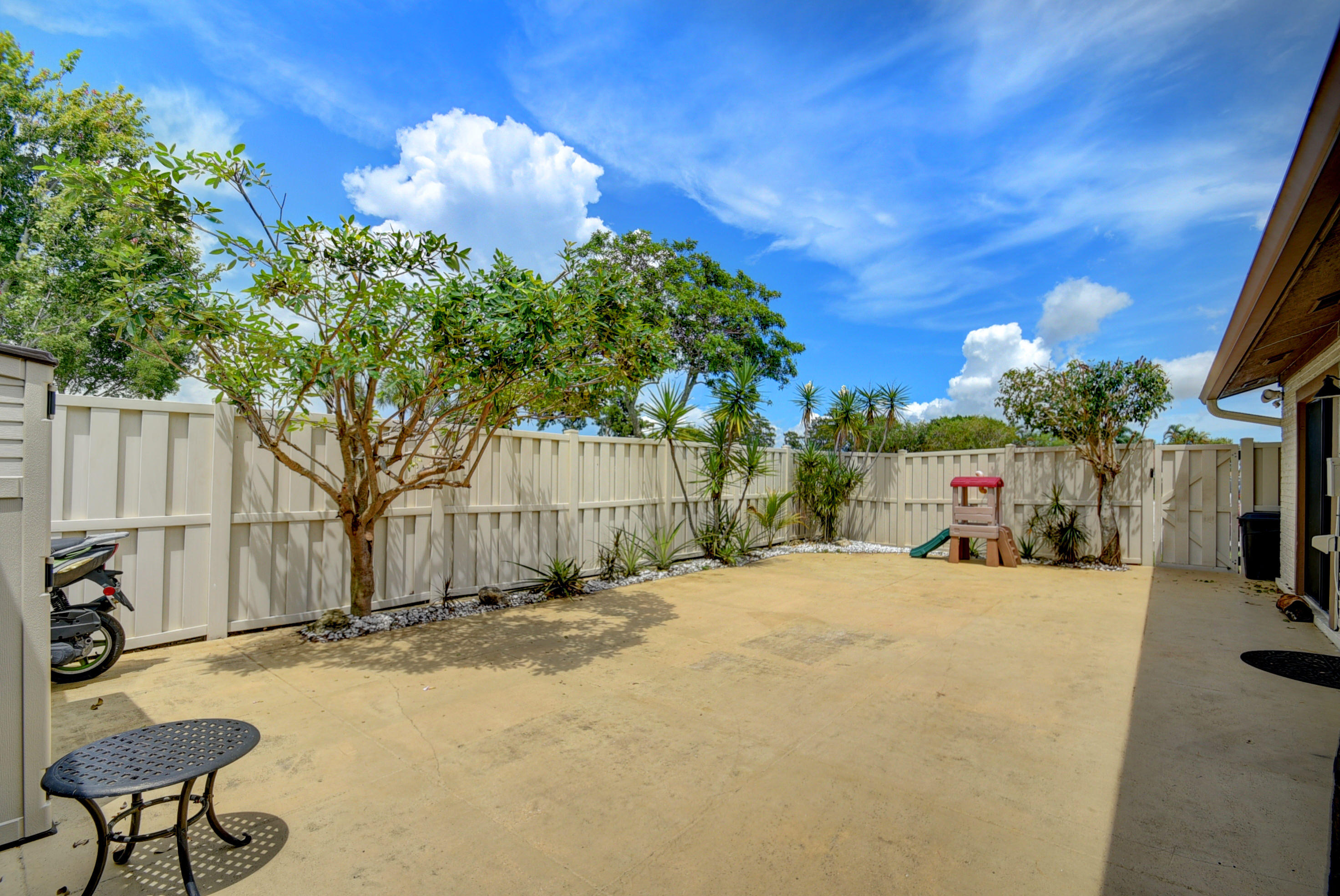 9842 Boca Gardens Trail, Unit B Boca Raton, FL 33496 - Photo 3 of 27 Courtyard