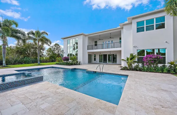 $5,495,000 | 8184 Southeast Old Plantation Circle, Jupiter, FL 33458