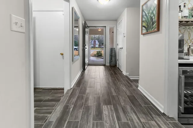 $850,000 | 1121 Yorktown Court, Mount Pleasant, SC 29464