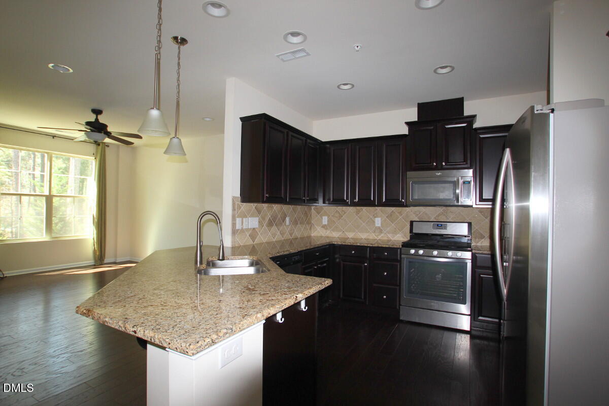 10019 Lynnberry Place Raleigh, NC 27617 - Photo 3 of 15 kitchen