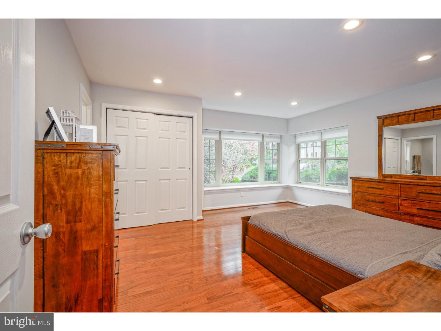 4 Wyndham Road Voorhees, NJ 08043 - Photo 14 of 25 Gallery Image 14