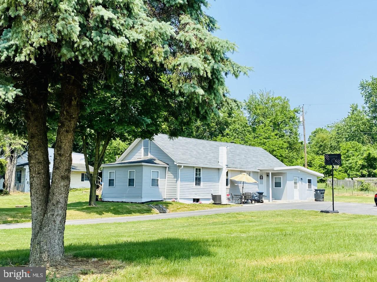 1758 West Trindle Road Carlisle, PA 17015 - Photo 1 of 33 Welcome Home!