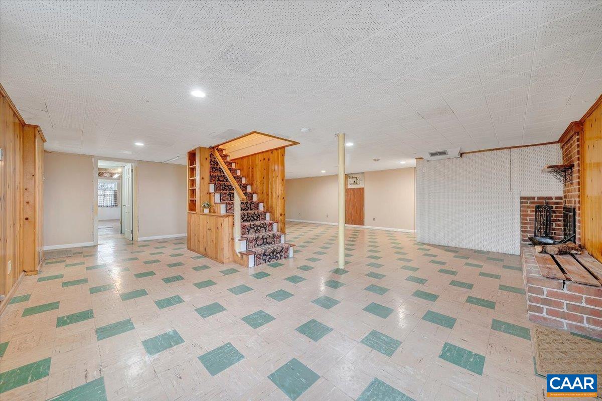 3558 Hartland Road Southwest Roanoke, VA 24015 - Photo 44 of 73