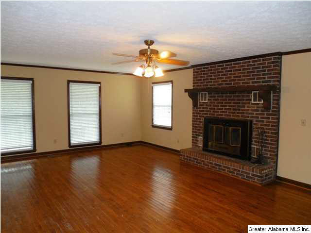 140 Renfroe Road Talladega, AL 35160 - Photo 7 of 32
