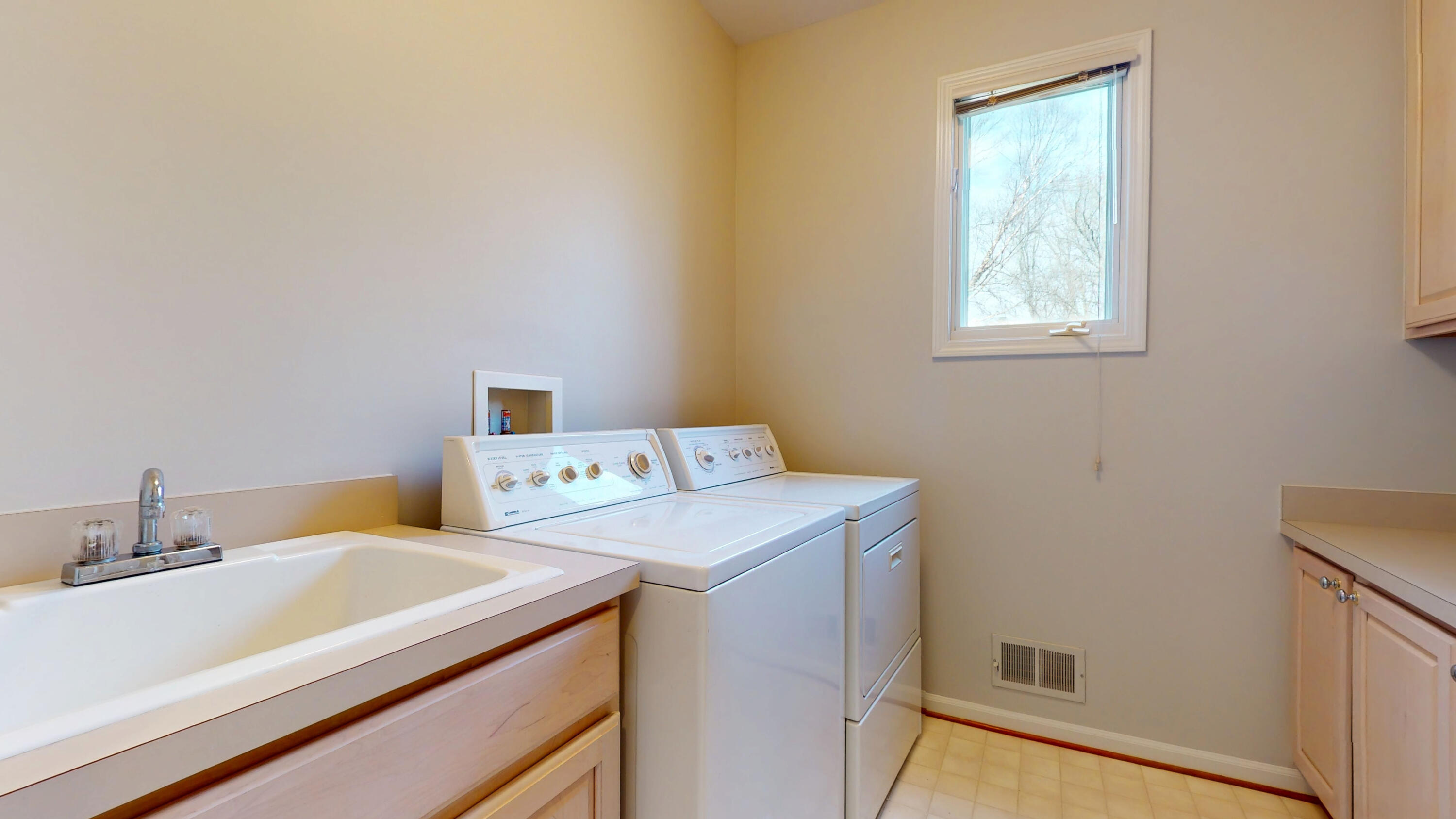 6576 Kennesaw Road Canton, MI 48187 - Photo 27 of 29 5676 Kennesaw, Canton, MI