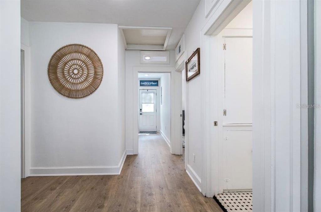 919 Southwest 6th Avenue Gainesville, FL 32601 - Photo 19 of 26