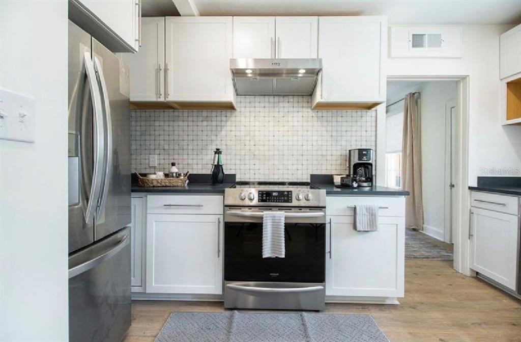 919 Southwest 6th Avenue Gainesville, FL 32601 - Photo 9 of 26