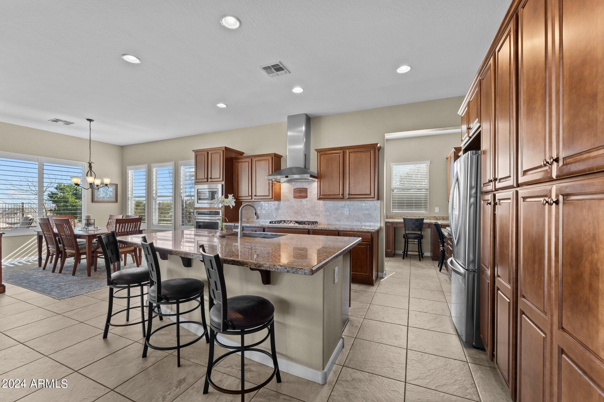 3701 Gold Ridge Road Wickenburg, AZ 85390 - Photo 6 of 55 view to dining room