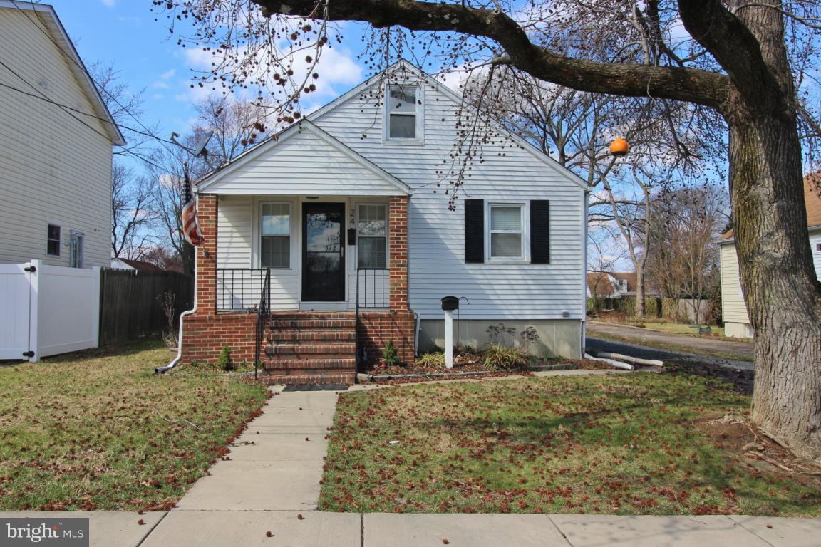 24 Hampton Road Linthicum Heights, MD 21090 - Photo 1 of 23 front view of a house with a yard
