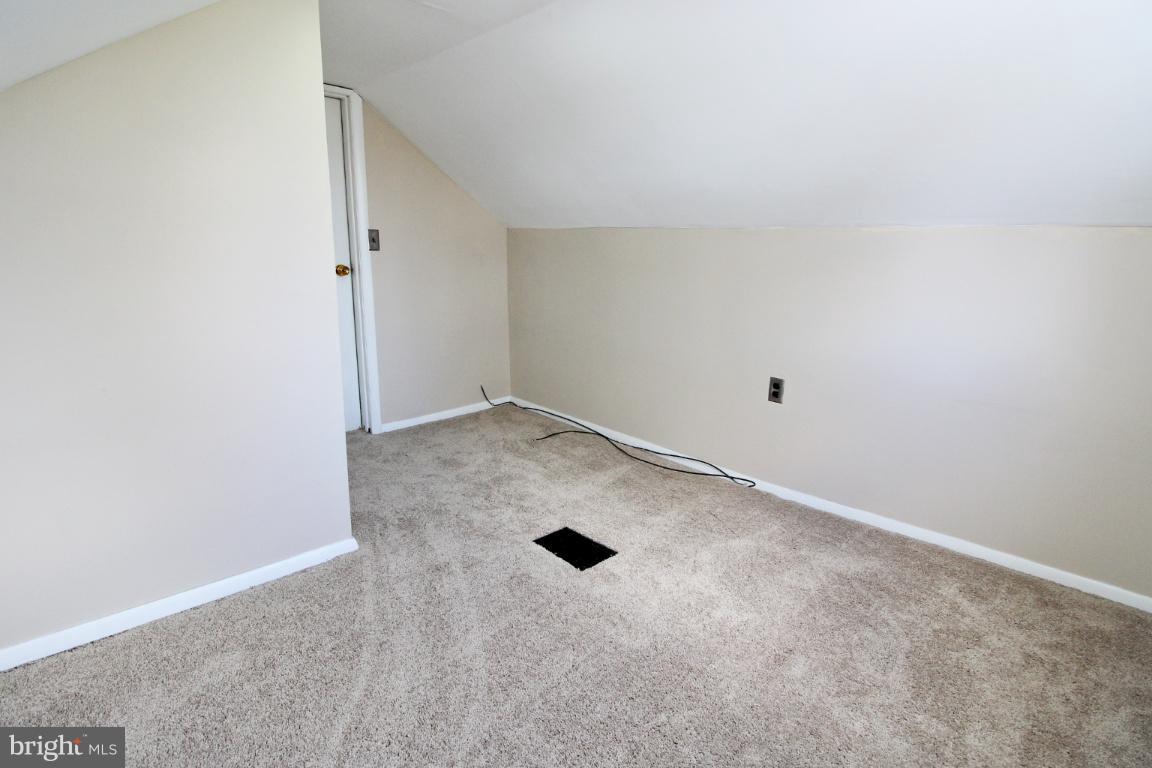 24 Hampton Road Linthicum Heights, MD 21090 - Photo 18 of 23 an empty room with windows