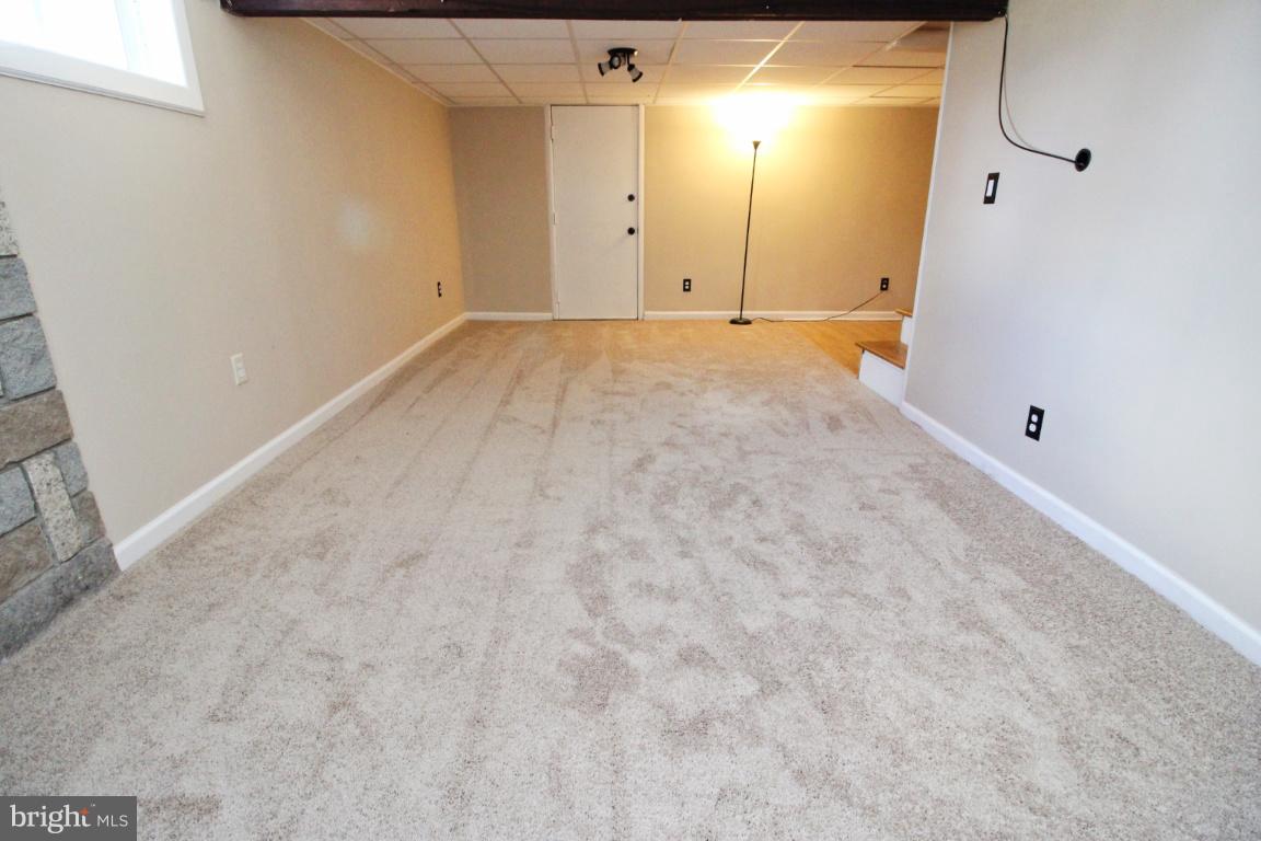 24 Hampton Road Linthicum Heights, MD 21090 - Photo 20 of 23 a view of an empty room