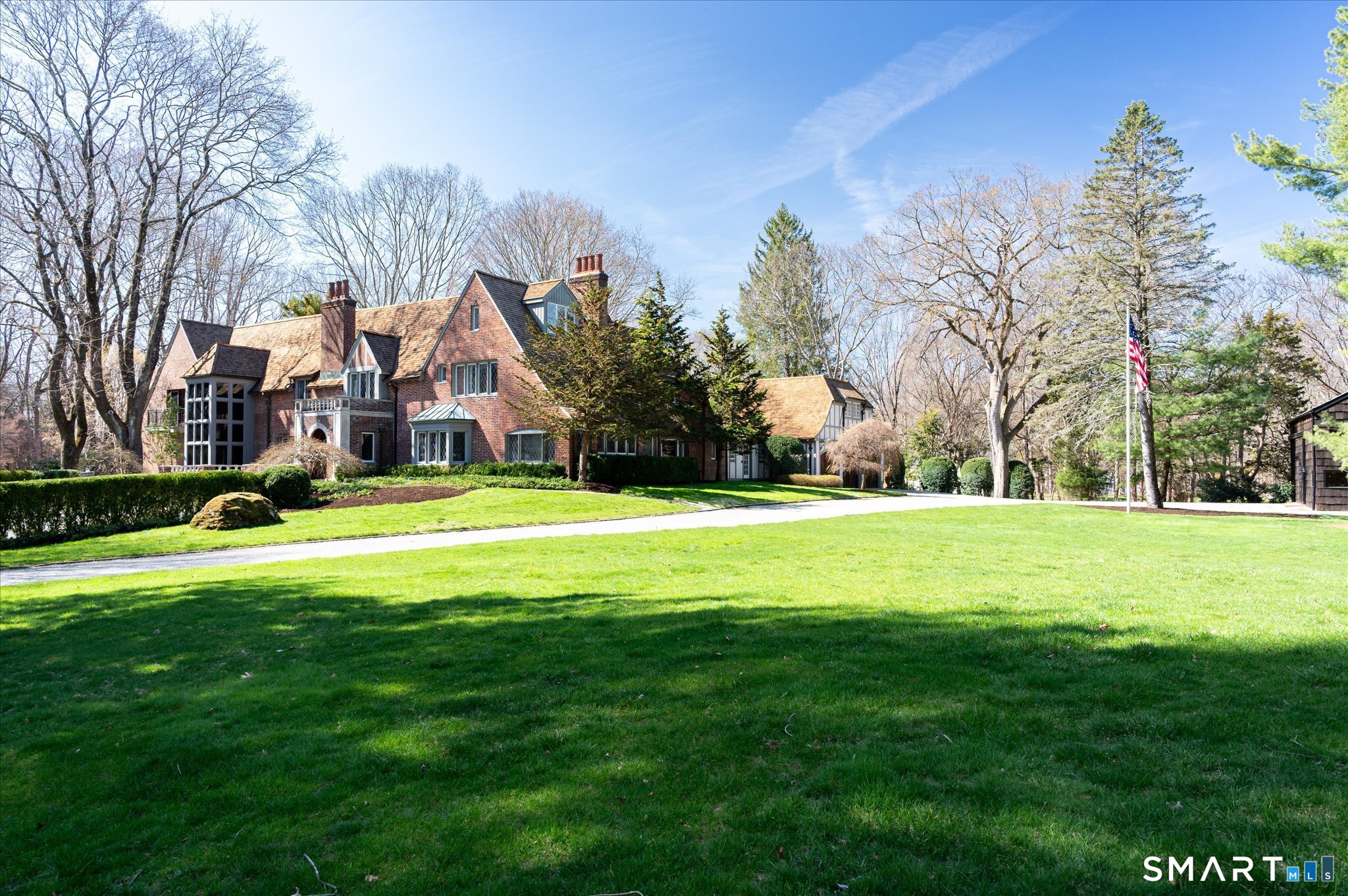 214 Good Hill Road Weston, CT 06883 - Photo 13 of 37 a view of a house with a big yard