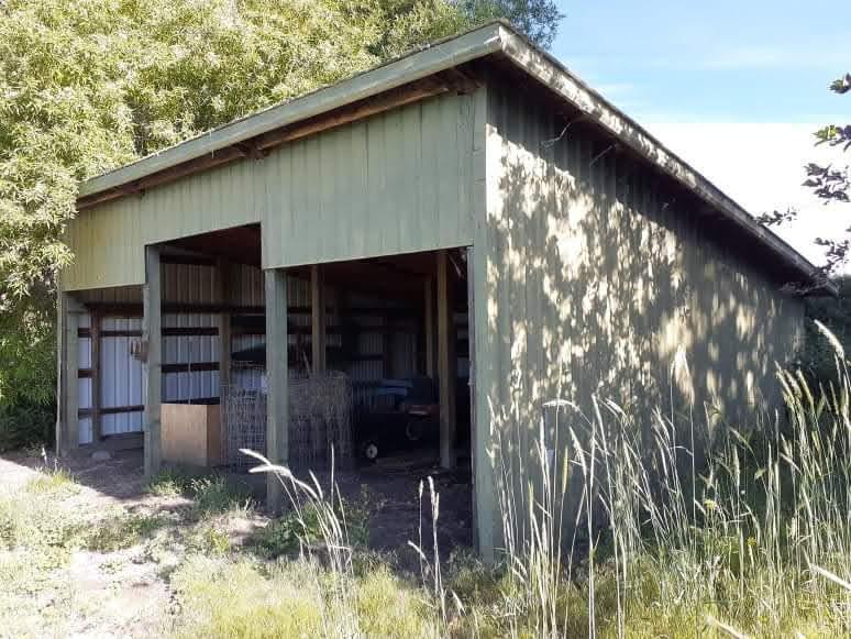 39292 Modoc Point Road Chiloquin, OR 97624 - Photo 33 of 38 Home 35