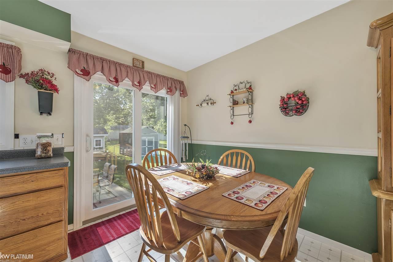 3111 Eastern Rochester, MI 48307 - Photo 17 of 23 31387937-16.JPG