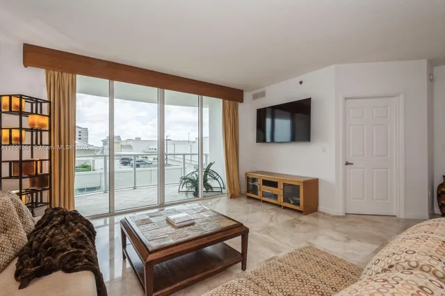 $3,500 | 1819 Southeast 17th Street, Unit 703, Fort Lauderdale, FL 33316