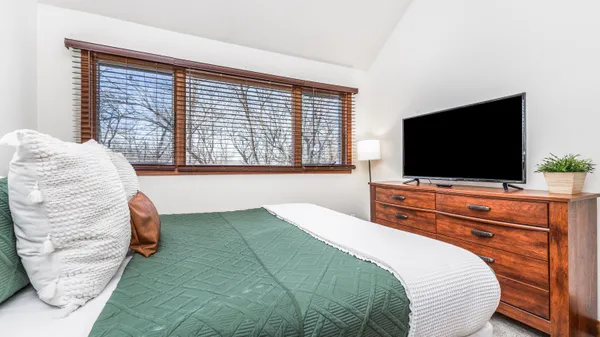 $409,900 | 14 Pinehurst Court, Galena, IL 61036