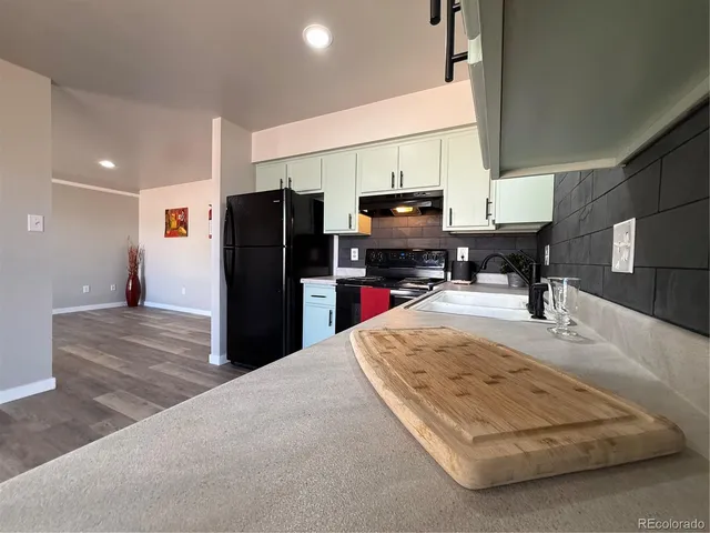 $1,385 | 531 South Angus Avenue, Unit 2, Pueblo West, CO 81007